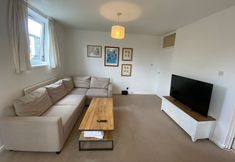 Others 6 Charming Studio Flats Amazing Location