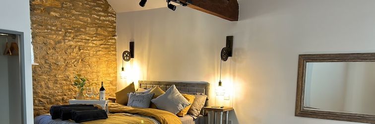 Others The Old Stables