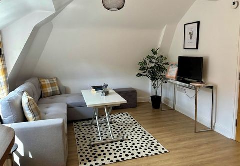 Others Bristol City Stays