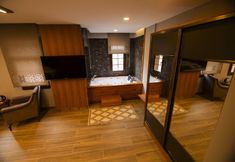 Lain-lain 6 Kervansaray Deluxe Hotel