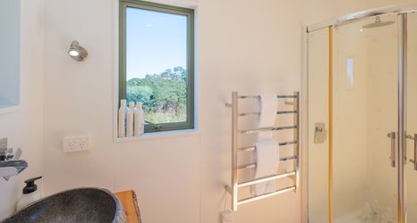 Others 2 Awaawa Yurts - Papa Yurt