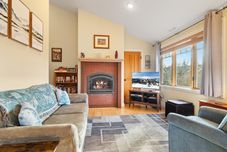 Others The Three Sisters Walk to Downtown Sisters