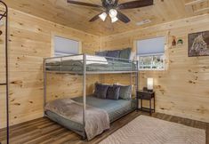 其他 2 Nature Filled Escape in the Smokys!