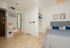 Others 6 Chmielna Studio Warsaw Center by Renters