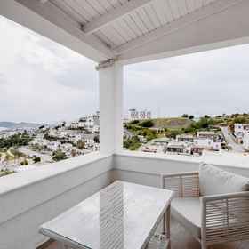 Room 1 Villa With Sea View Balcony 6 min to Beach, Khách sạn French Tower