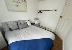 Others 3 Cosy 3-bed Apartment in Hythe High Street