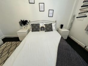 Others 4 Cosy 3-bed Apartment in Hythe High Street