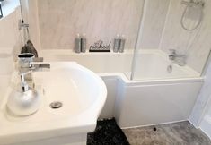 其他 6 Serenity Holiday Let in South Chard