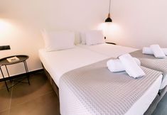 기타 4 Lefka Ori Agia Galini