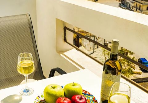 기타 Lefka Ori Agia Galini