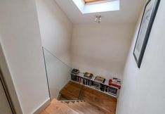 Others 7 Beautiful Three Bedroom House in West London