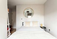 Others 2 Cosy 2-bed Flat in Vibrant Acton!