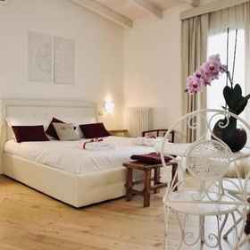 Primary image 1 LE HOME B&B, I Fratelli Mariano & Timo h24 Hotels