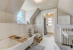 Others 5 Elite Embassy