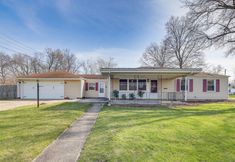 Others 7 South Bend Home w/ Gas Grill Near Universities!