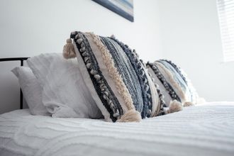 Lain-lain 4 Inviting 4-bed House in Kettering