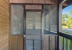 Others 5 Er81 - Family Making Memories 3 Bedroom Cabin by RedAwning