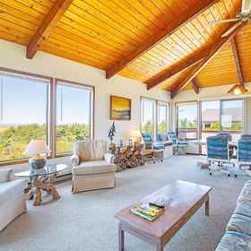 Room 1 ฮาเวน เฮาส์ บน ชายหาด โคพาลิส ใกล้ โอเชี่ยน ชอร์ส, โรงแรม & ที่พัก Grays Harbor County