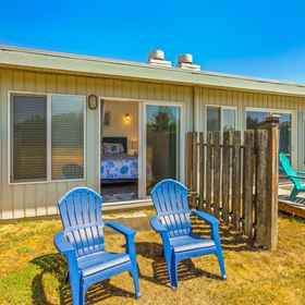 Room 1 Shine On Condo in Ocean Shores, Hotel 448 Olympic View Ave NE