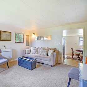 Room 1 Crabbin Cabin Westport, Grays Harbor County Hotels