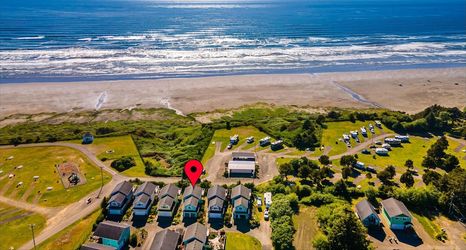 其他 2 Salty Mermaid in Pacific Beach