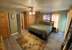 Others 6 Tree La City