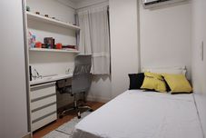 Others Hostel for One: quarto e banheiro privativos