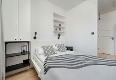 Others 2 White Studio With Balcony by Renters