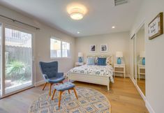 其他 5 Sleek Oxnard Townhouse w/ Balconies: Walk to Beach