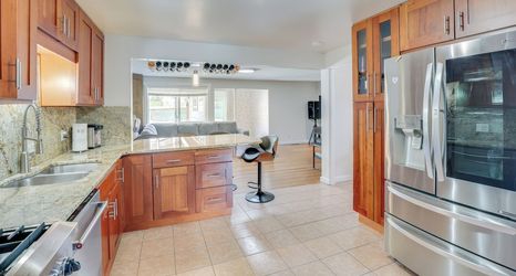 Others 2 Renton Home: Gazebo w/ TV & Bbq, 15 Mi to Seattle