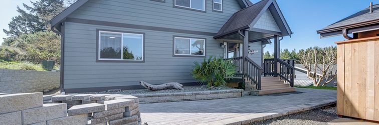 Others Chic Westport Vacation Rental, Walk to Beach!