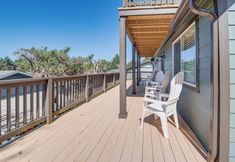 Others 2 Chic Westport Vacation Rental, Walk to Beach!