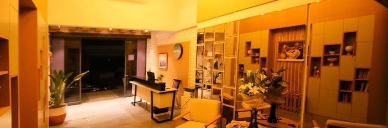 Others Krem Marin Suits Otel