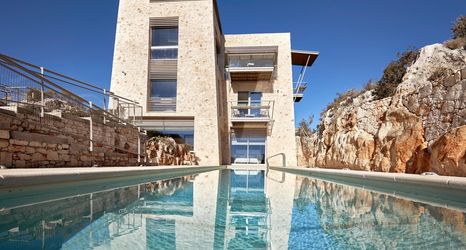 Lain-lain 2 Olives and Thyme Retreat