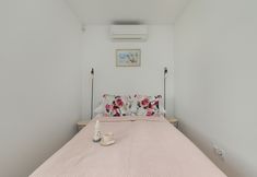 Others 4 Beautiful House With Garden by Renters