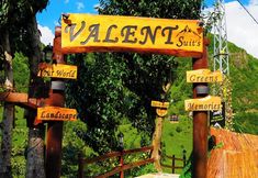 Lain-lain 2 Valent Suit Bungalov