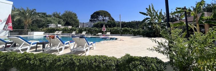 Lain-lain Ege Apartments