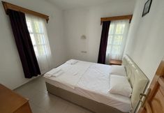 Lain-lain 3 Ege Apartments