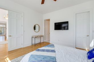 其他 4 Hamptons Home Near Beaches w/ Pool & Water Views!