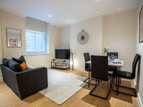 其他 4 Contemporary One Bedroom Flat by Sojo Stay