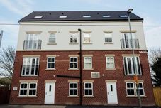 Lain-lain Millennium Gallery 2 Bedroom Space by Belvilla