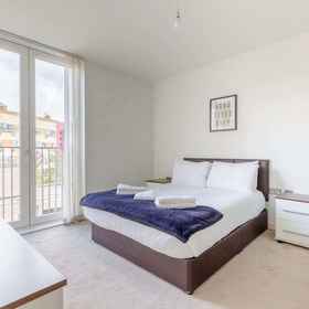 Room 1 Radiant 1BD Retreat, North Maida Vale!, West Hampstead Hotels