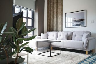 Others 4 w Modern 1BR in Santa Ana