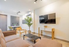 Others 5 w Splendid 1BR in Casco Viejo