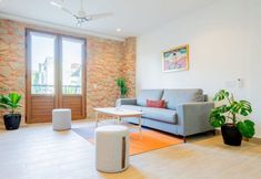 Others 3 w Monochrome 2BR in Casco Viejo