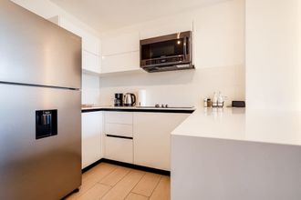 Others 4 w Classy 1BR in San Francisco