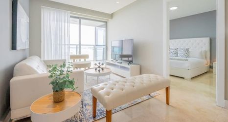 อื่นๆ 2 w Cozy 1BR in YOO