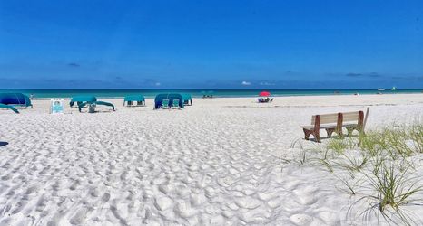 Others 2 Good Vibrations - Beach House