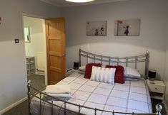 Lain-lain 7 1-bedroom Apartment Sleeps 4, Parking