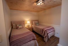 其他 3 The Snowshoe Lodge